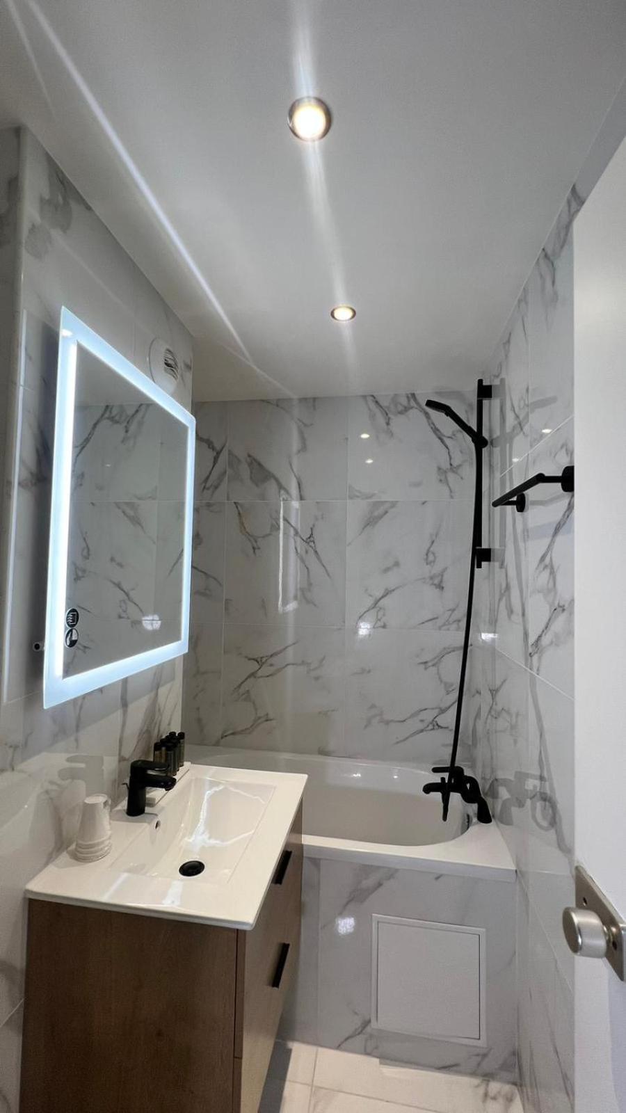 Hotel Lebron Paris Ngoại thất bức ảnh